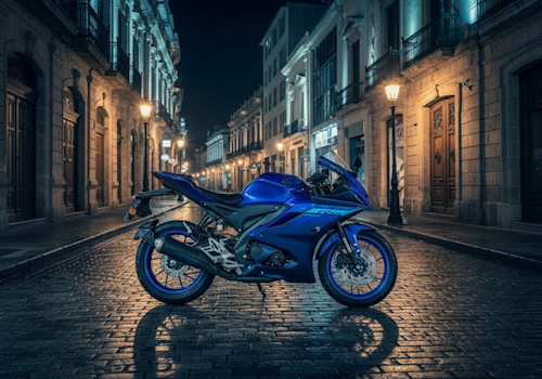 Yamaha R15 Lifestyle2 Galgo