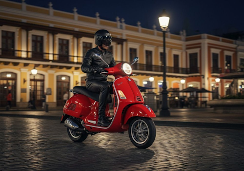 Vespa GTS 300 Super Lifestyle1 Galgo