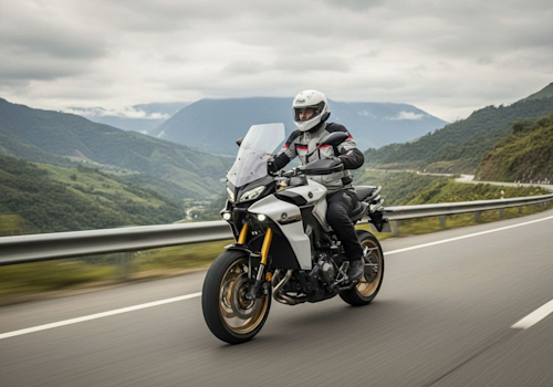 Yamaha TRACER 9 GT Lifestyle1 Galgo