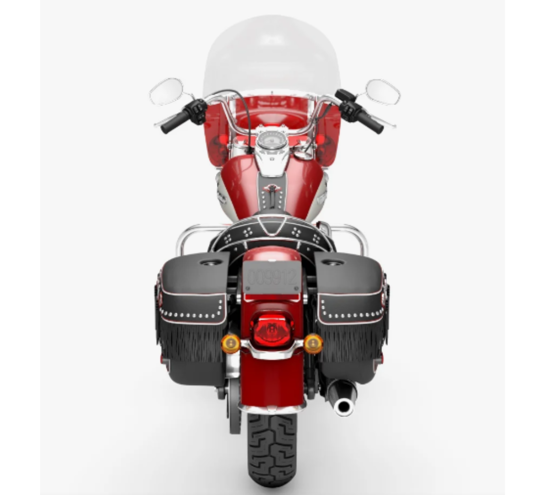 Motocicleta Harley Davidson Hydra-Glide Revival en plano trasero galgo México