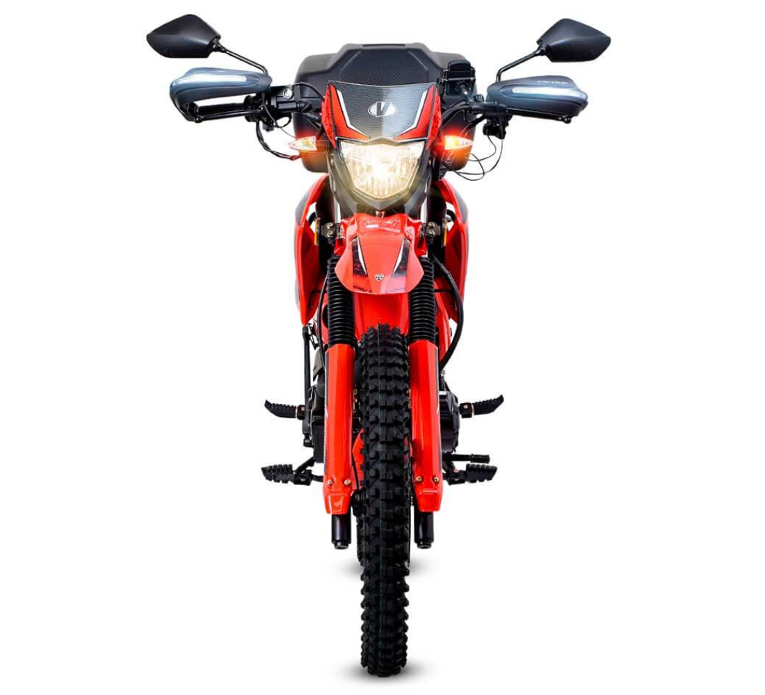 Motocicleta Vento Crossmax 170 en plano frontal galgo Mexico