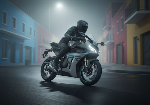 CF Moto 450SR-S Lifestyle1 Galgo