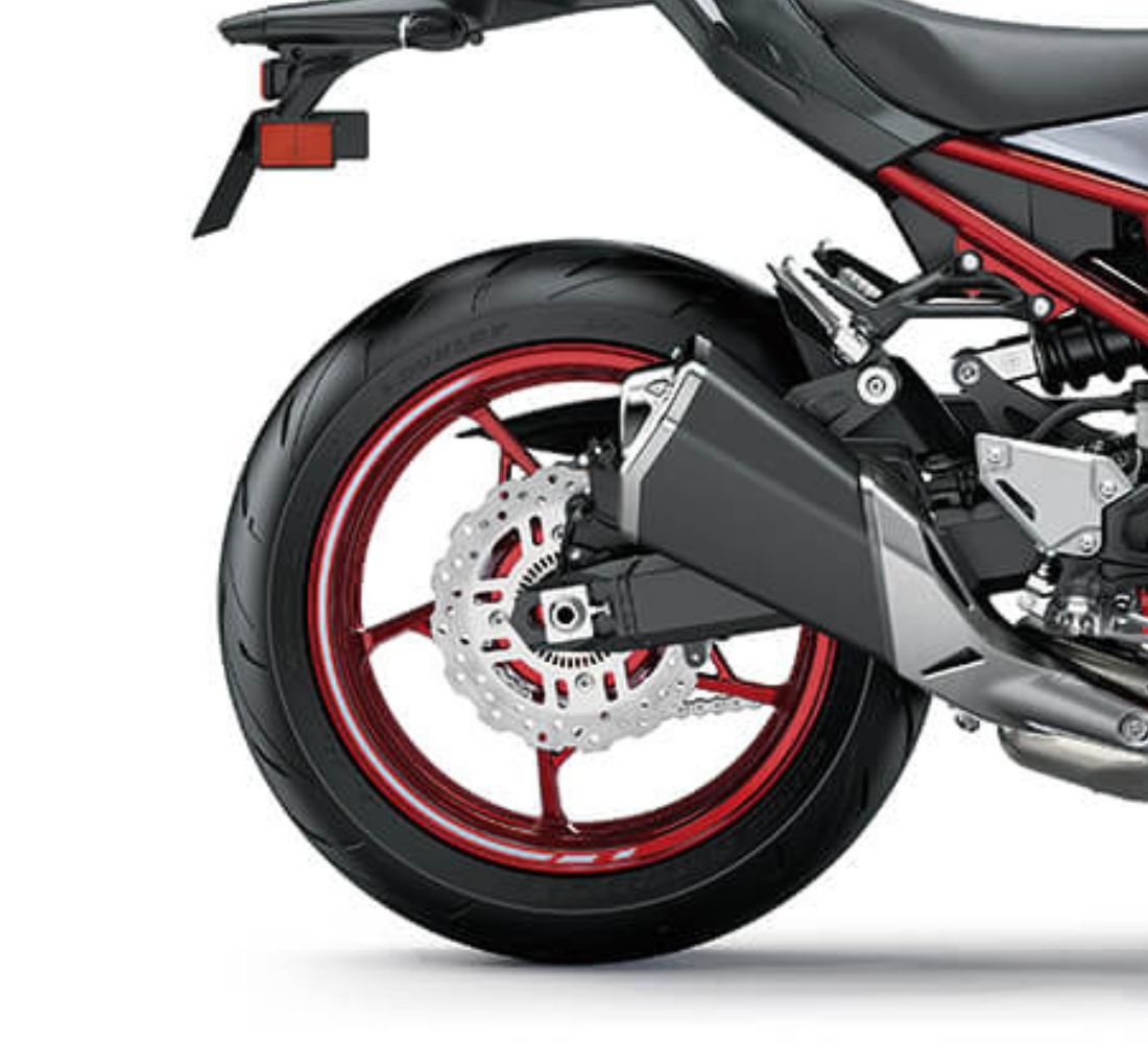 Kawasaki Z900 Galgo Perú Carrousel 4