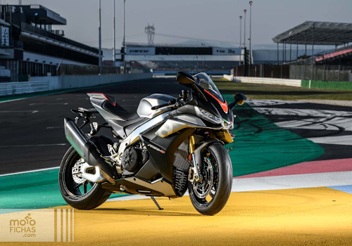 Motocicleta Aprilia RSV4 en pista galgo México lifestyle