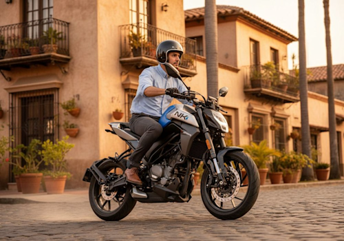CF Moto 250NK FUN Lifestyle3 Galgo