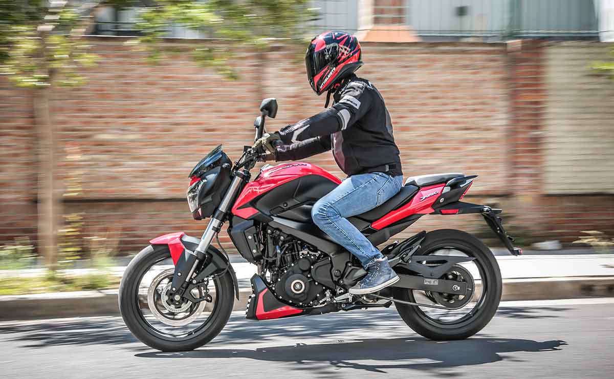 Moto Bajaj Dominar 250 Galgo Perú