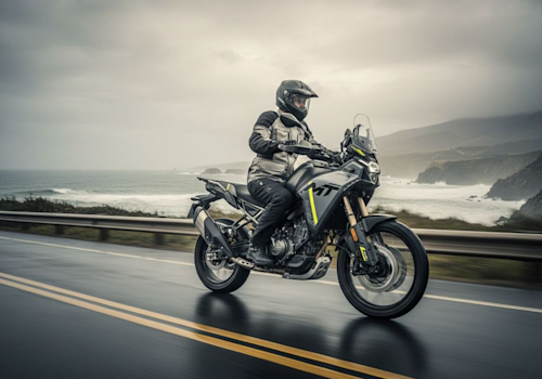 CF Moto 450 MT Lifestyle1 Galgo