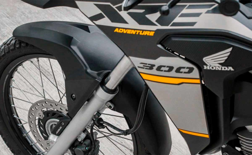 Moto Honda XRE 300 Galgo Perú