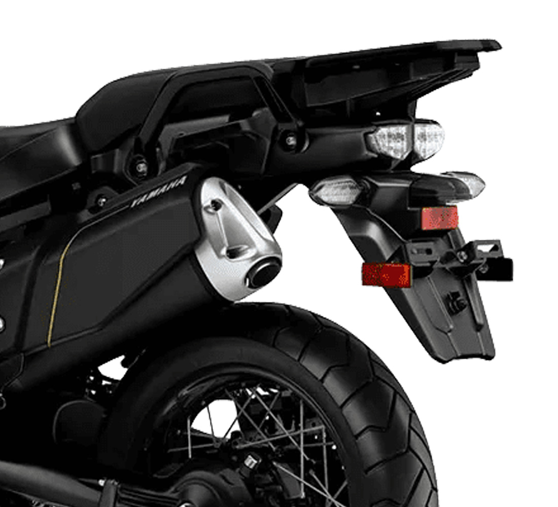 motocicleta yamaha tenere 1200 detalle escape rueda trasera parrilla