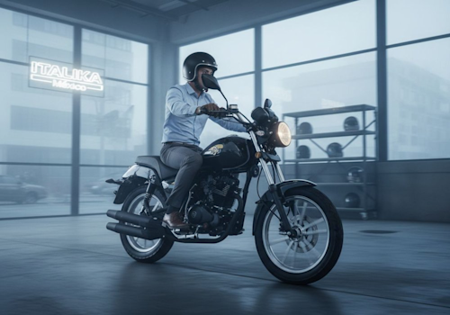 Italika RC200 Lifestyle1 Galgo