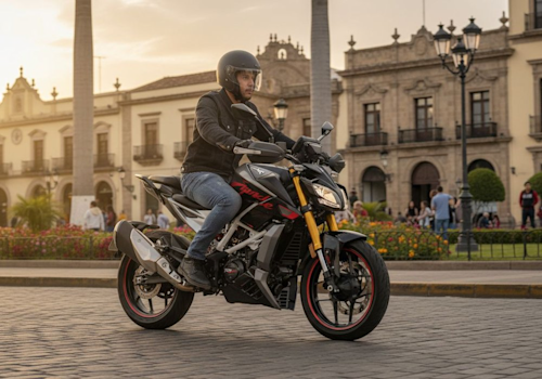 TVS Apache RTR 310 PRM Lifestyle1 Galgo