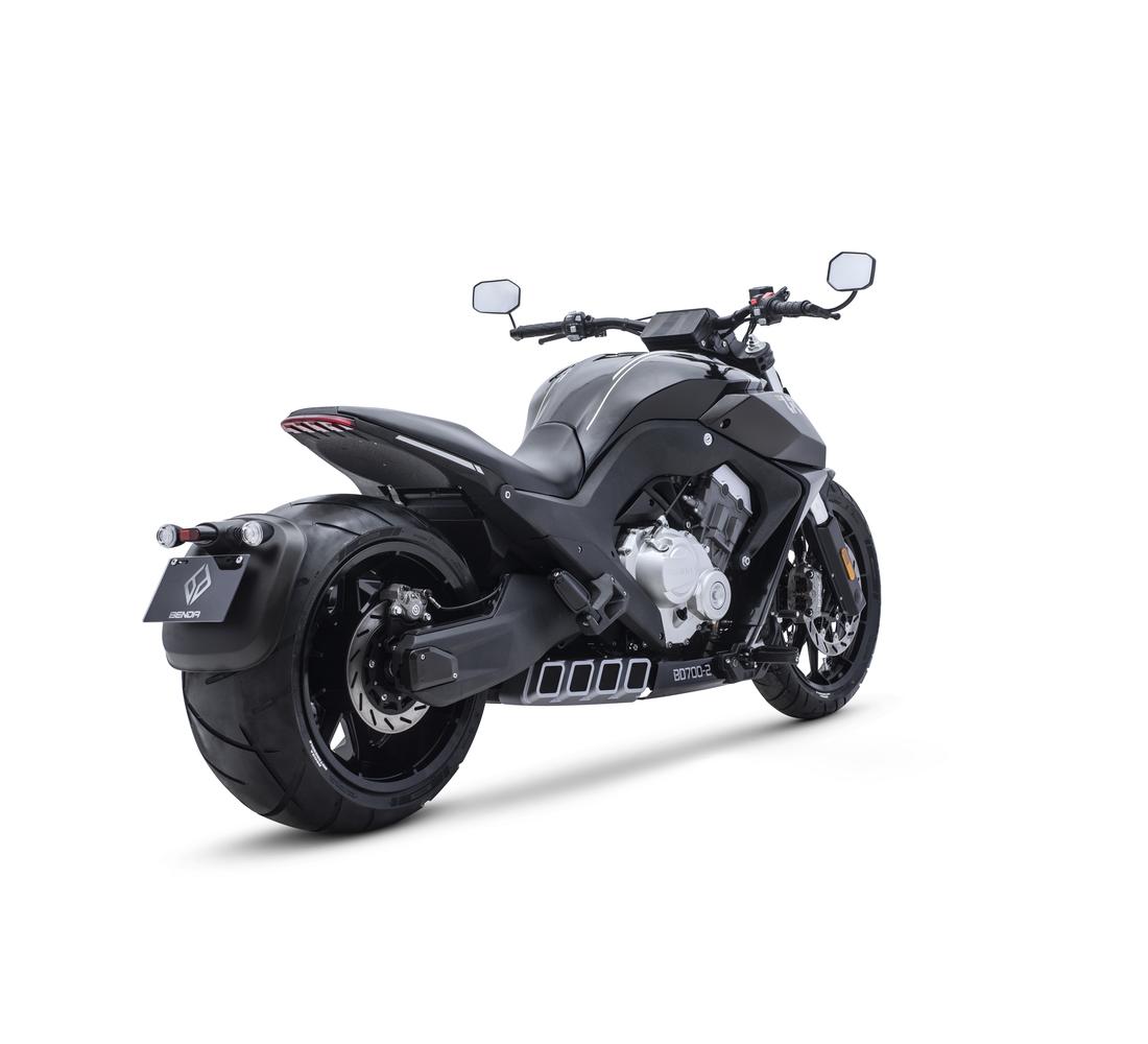 Benda LFC 700 Galeria4 Galgo