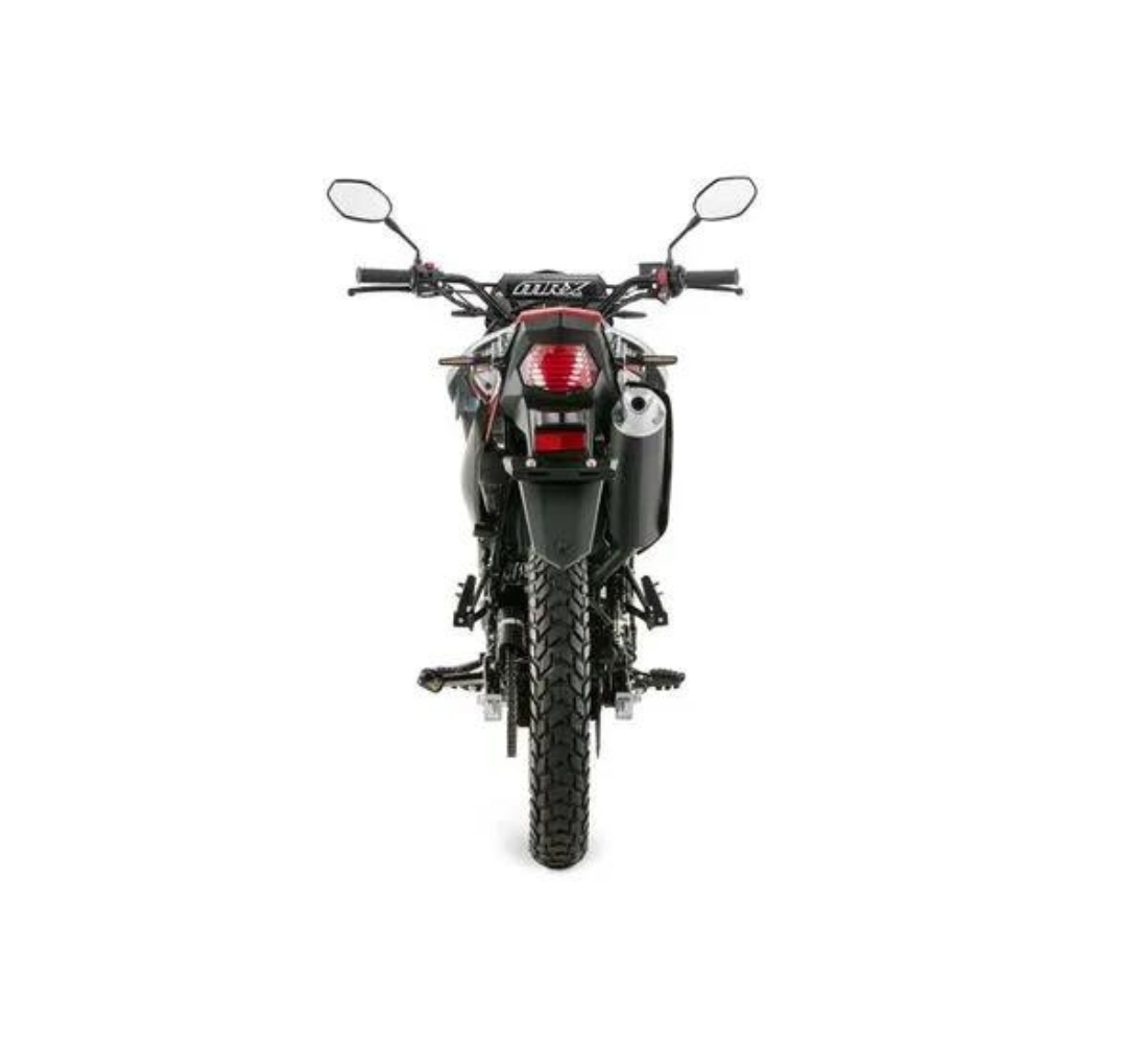 Motocicleta Victory MRX 150 TK en plano trasero galgo Colombia