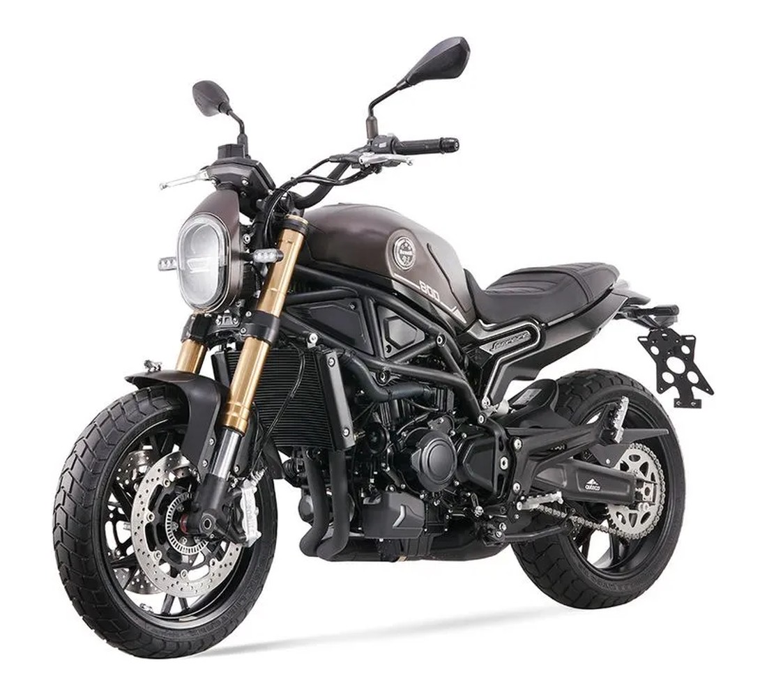 Benelli Leoncino 800 Galeria4 Galgo