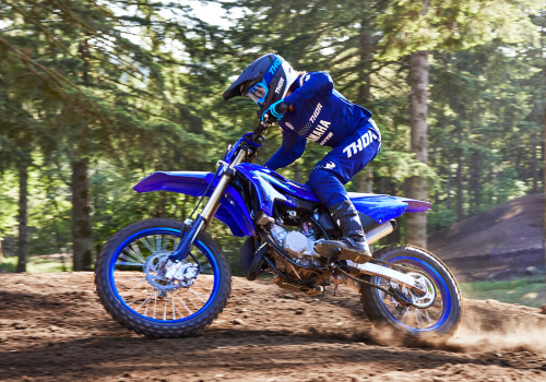 Yamaha YZ85 LW 2024 Lifestyle1 | Galgo México