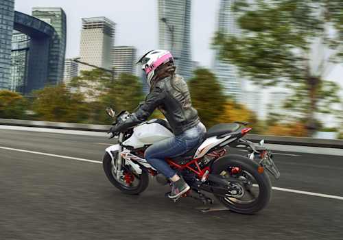 Moto Benelli TNT 150 i Galgo Colombia