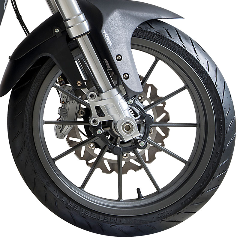 Benelli TRK 251 Galeria Provisional 4