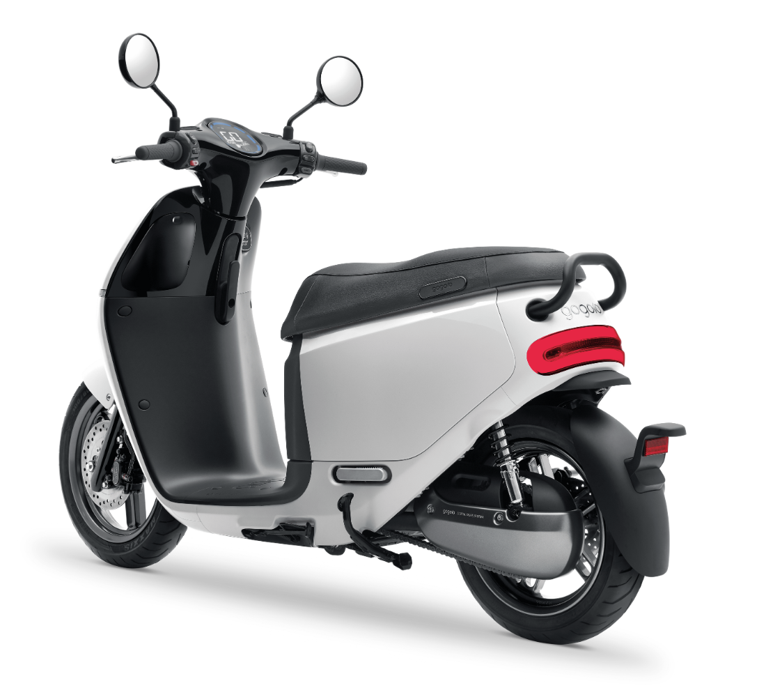 Motocicleta Gogoro 2 Plus en plano diagonal galgo Colombia