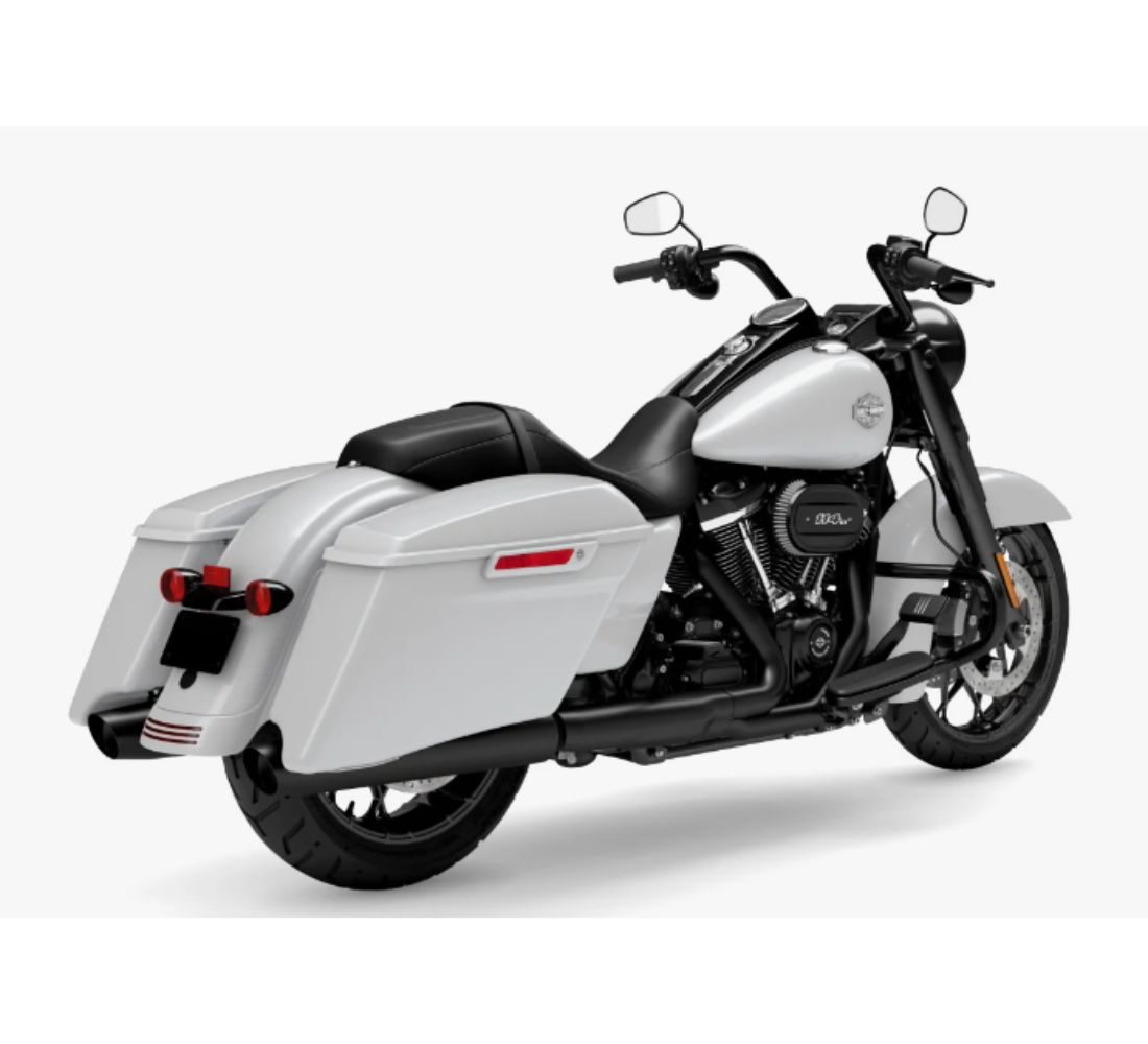 Motocicleta Harley Davidson Road King Special en plano diagonal galgo México