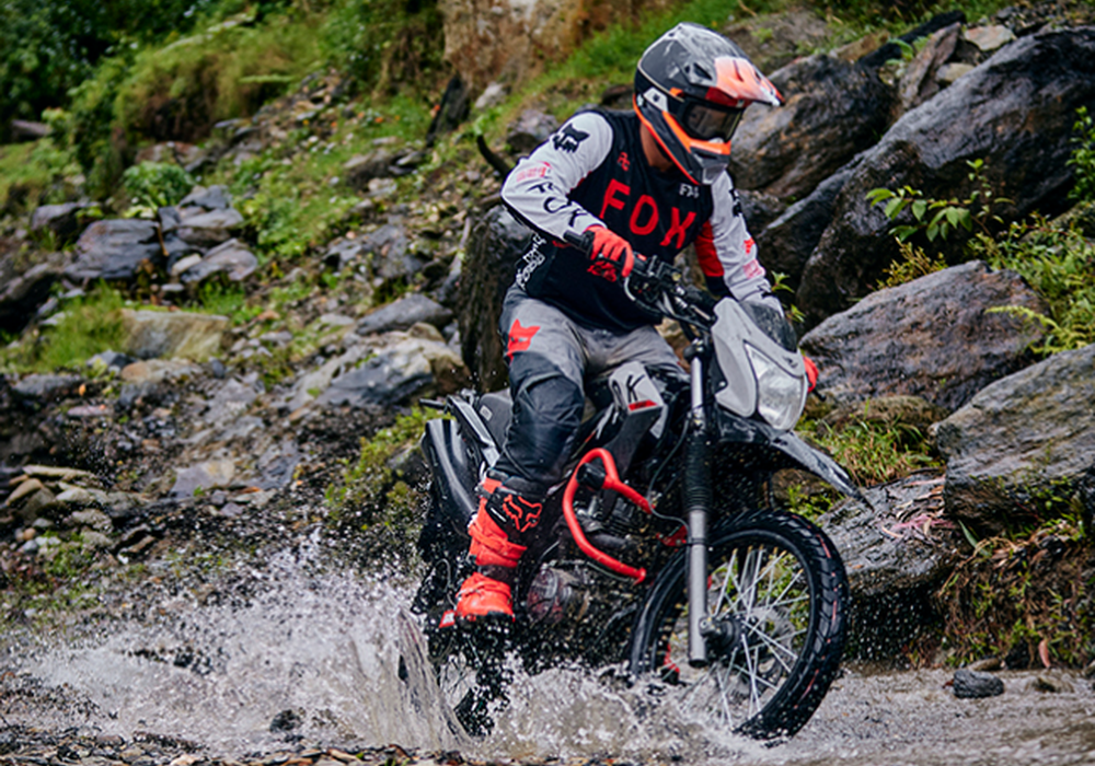 Victory MRX 150 Fox TK Lifestyle1 Galgo Colombia