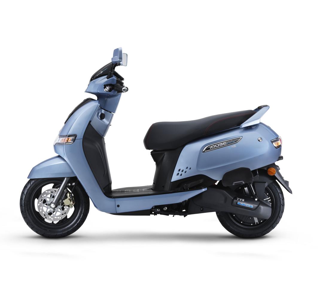 TVS iQube Galeria3 Galgo