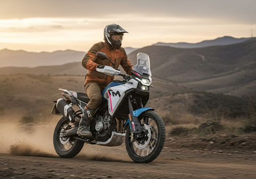 CF Moto 450 MT Lifestyle3 Galgo