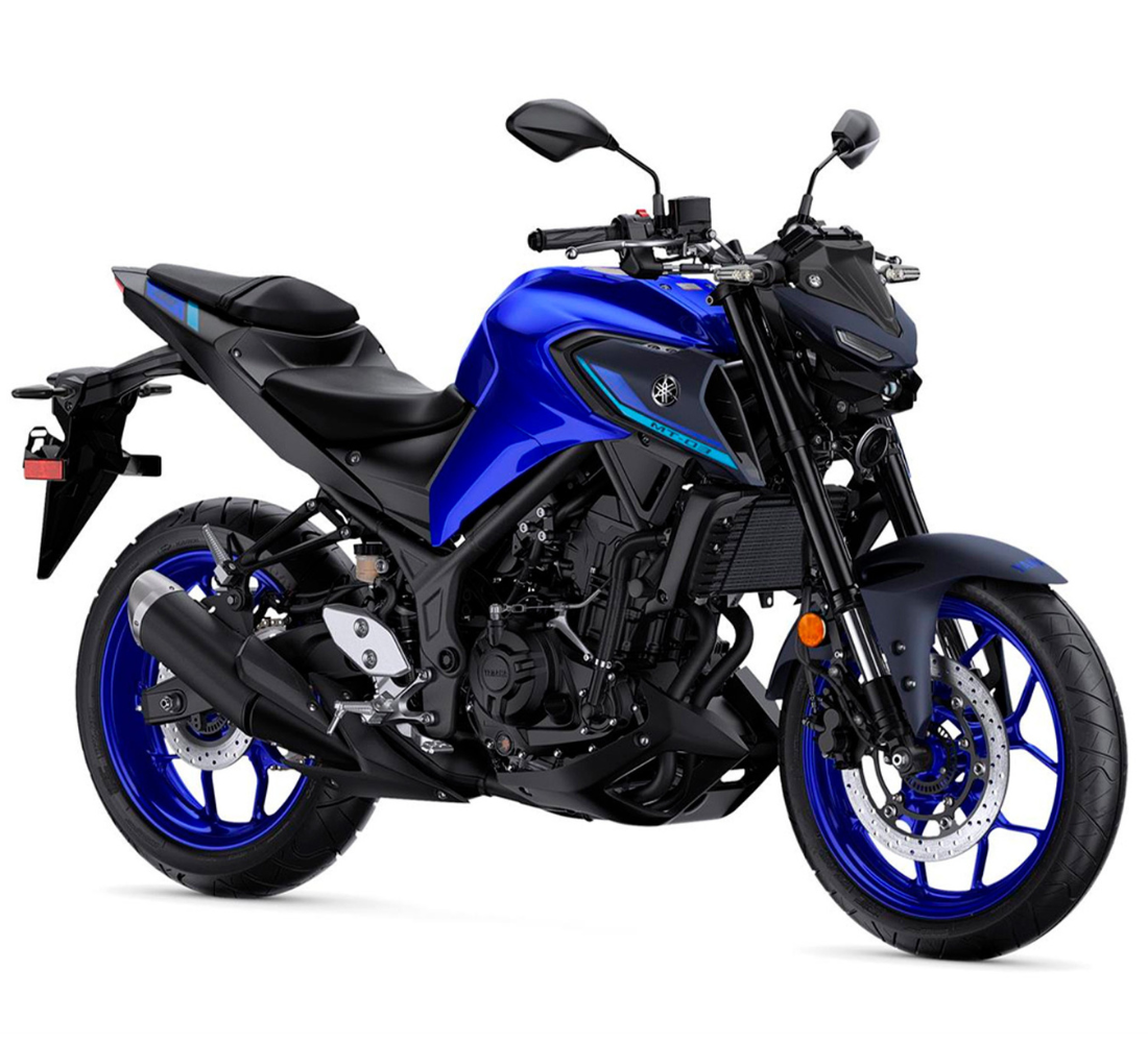 Motocicleta Yamaha MT 03 en primer plano galgo Perú