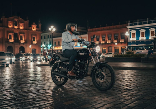 Tribu Chopper 150 Lifestyle1 Galgo