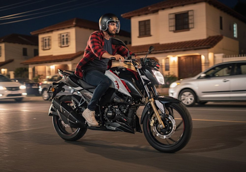 TVS Apache 200 FI Edicion Especial Lifestyle3 Galgo