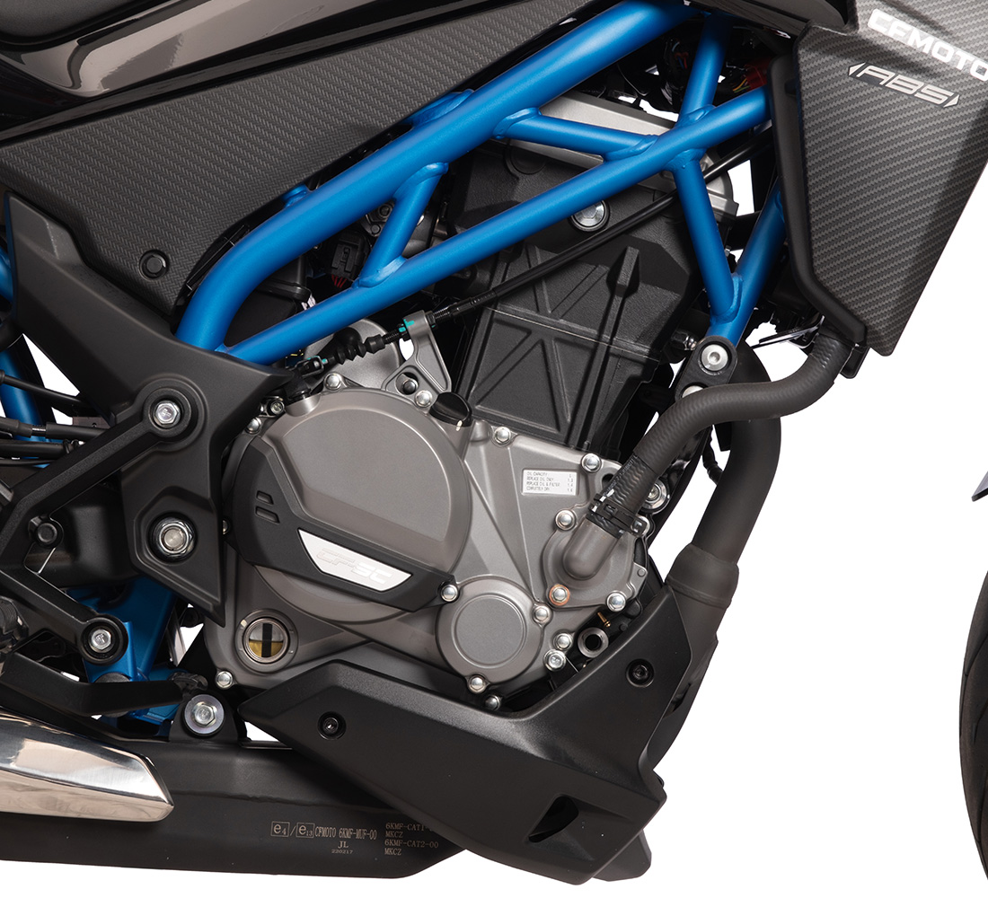 CFMoto 250 NK Galgo México