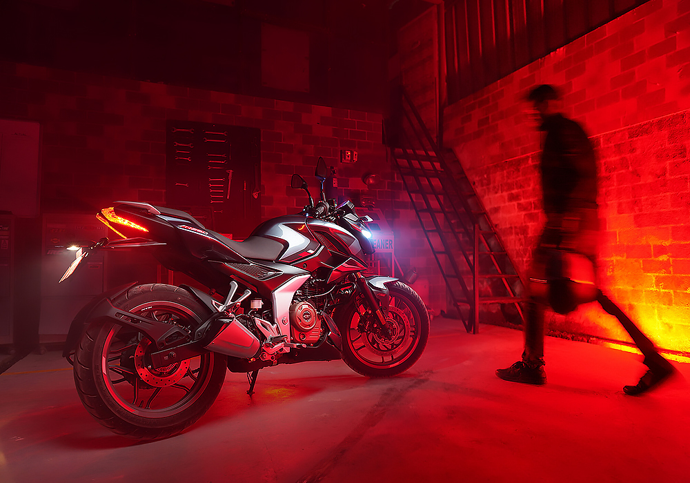 Moto Bajaj Pulsar N 250 Galgo Perú