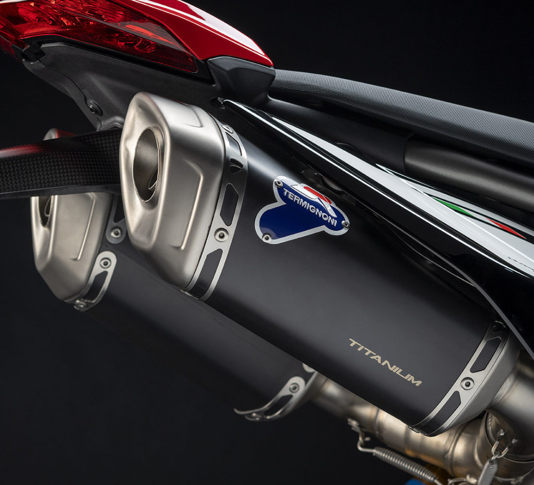 Motocicleta Ducati Hypermotard 950 escape galgo México