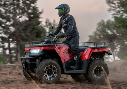 Motocicleta Vento REX 350 en montaña galgo Mexico lifestyle