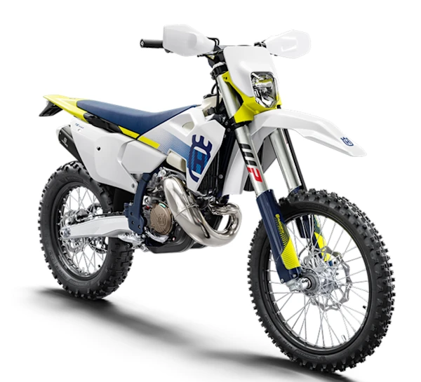 Motocicleta Husqvarna TE 150 en primer plano galgo Mexico