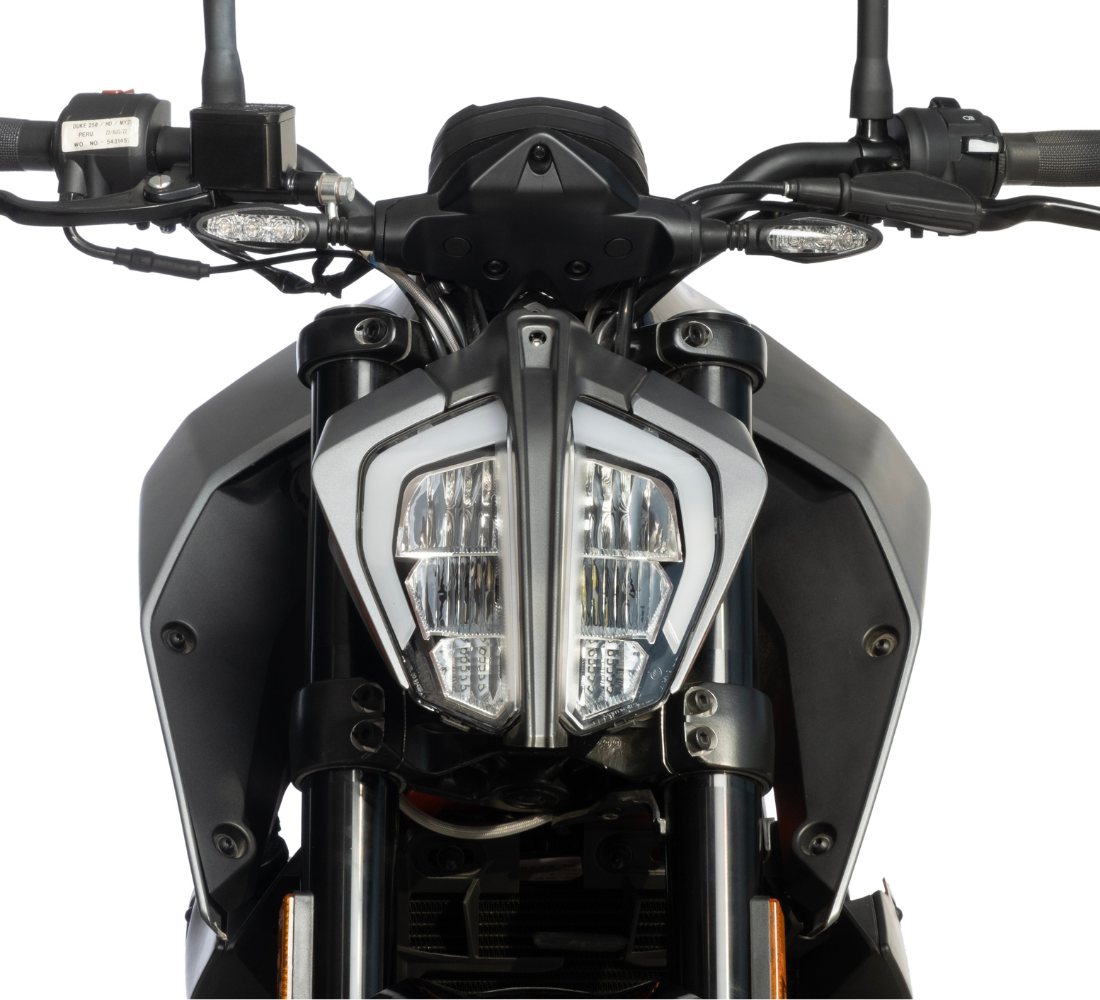 Motocicleta KTM Duke 200 faro galgo Perú