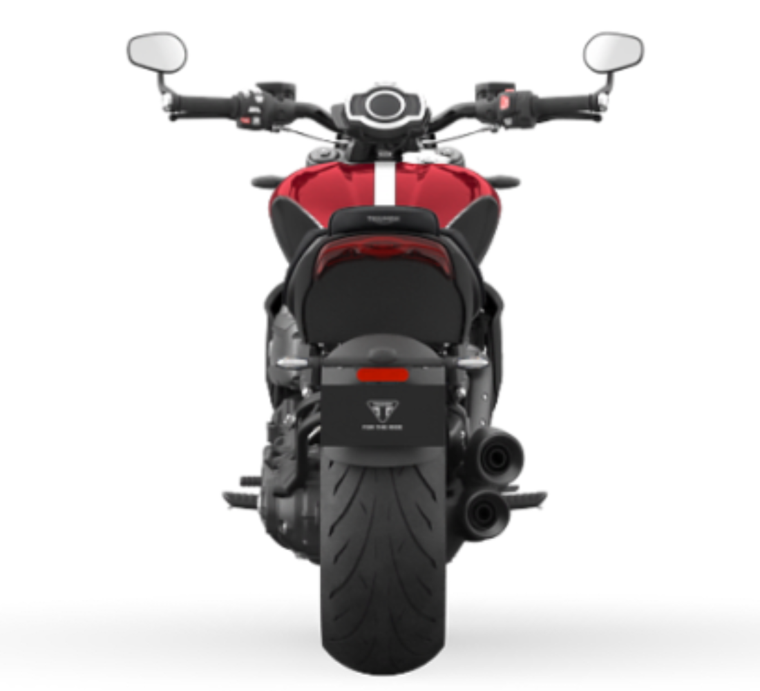 Motocicleta Triumph Rocket 3 Storm R en plano trasero galgo México