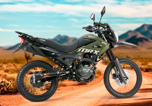 Motocicleta Victory MRX 125 Pro en desierto galgo Colombia lifestyle