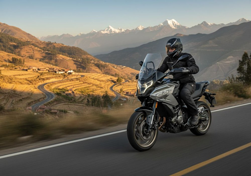 CF Moto 700 MT Lifestyle3 Galgo