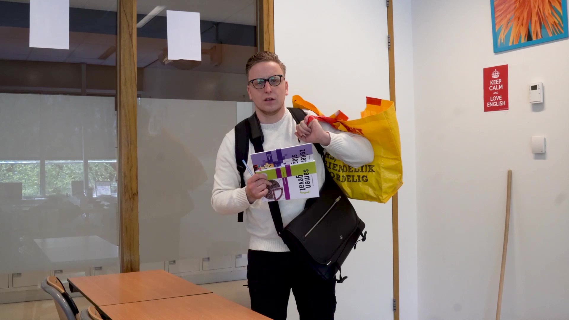 VIDEO #MotivatieMaandag met Meestervlogger Weet wat je mee mag nemen naar je examen!