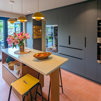 Grasshoppers Kitchen