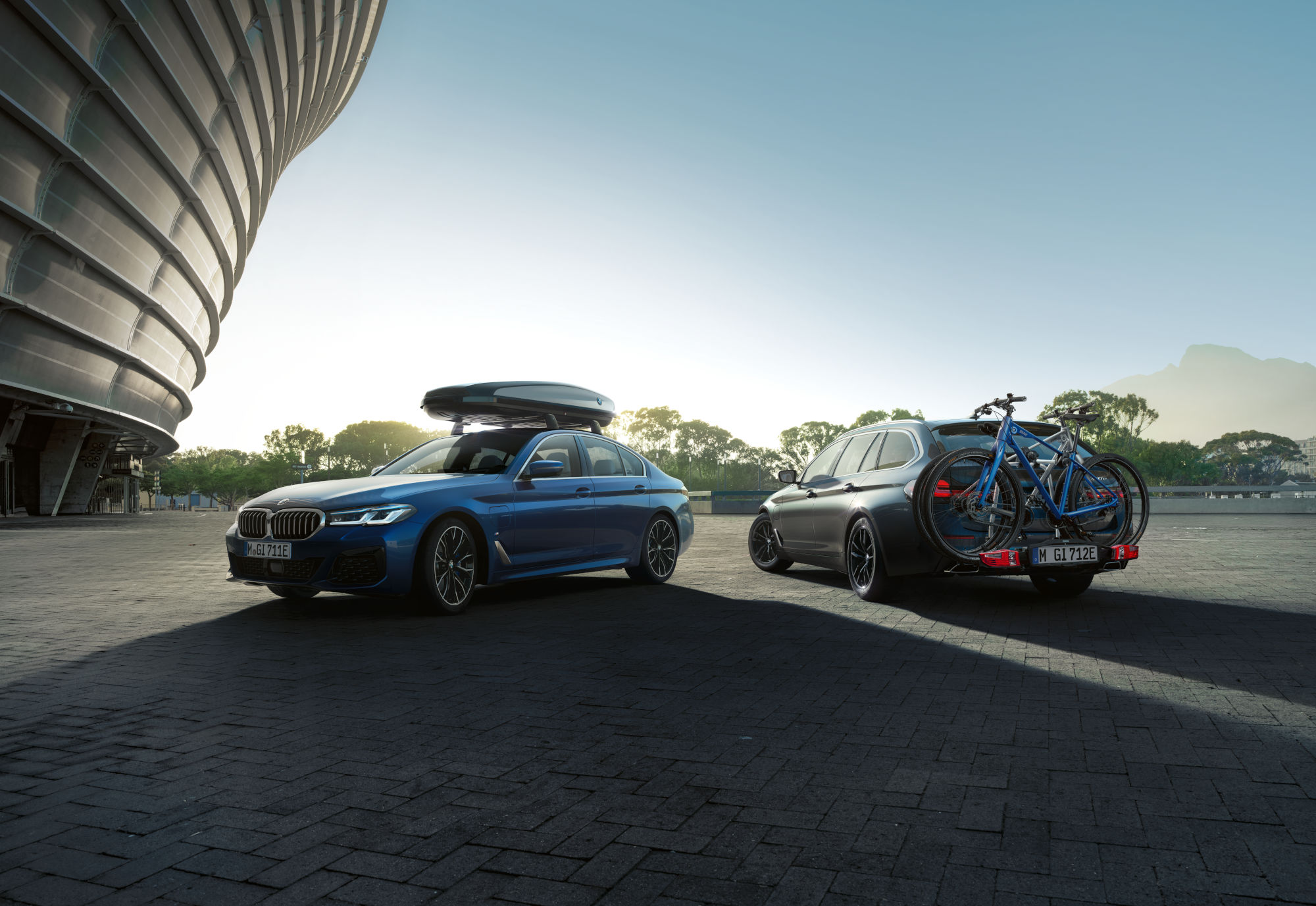 Douglas Park Hillington | Authorised BMW Retailer