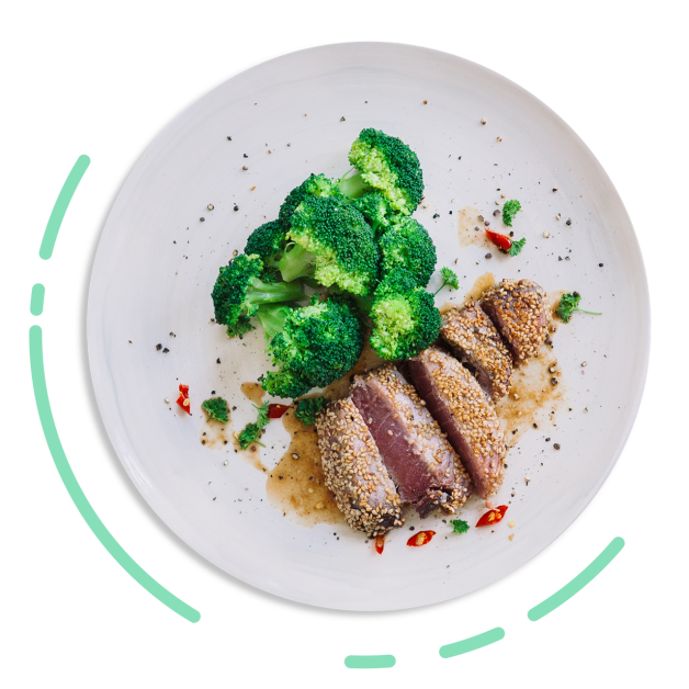 Sesame seared tuna with broccoli