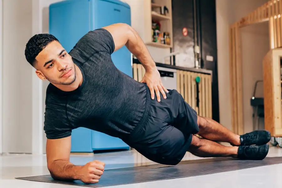 sideplank-exercise-male-