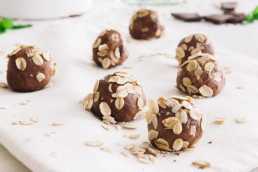 Low-Carb and Keto Snack Ideas: Energy and Fat Balls