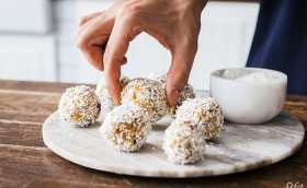 Coconut Energy Balls