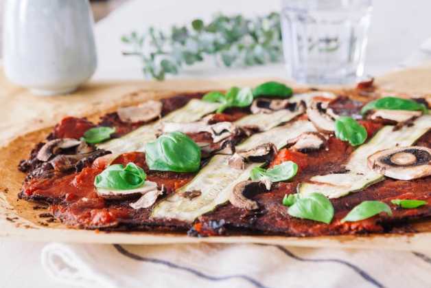 low carb gluten free cabbage pizza