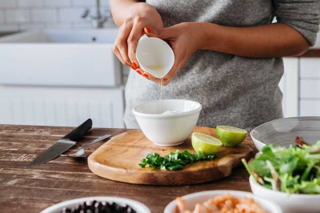 salmon salad with creamy cilantro dressing