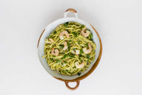 Prawn linguine with kale pesto