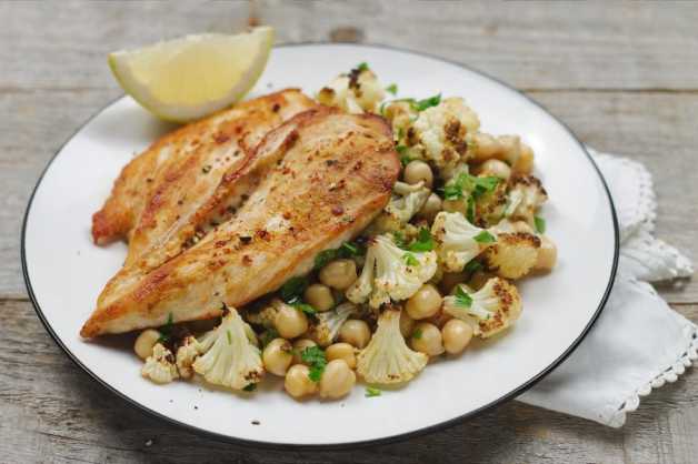 Chargrilled chicken with cauliflower and chickpea salad