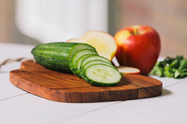  green DETOX smoothie cucumber apple 